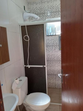 Quarto com ótima localização, perto de mercados e pontos de ônibus